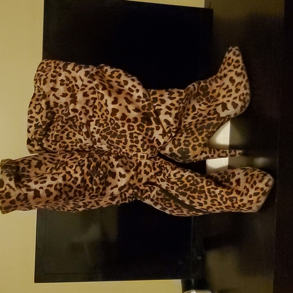 Size 8 Cheetah print boots
